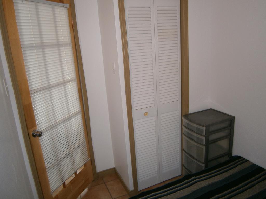Sous Le Clocher De L'Anse Esterno foto